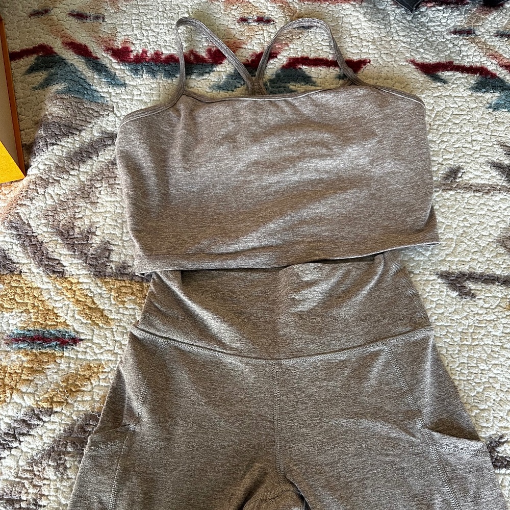 Aerie matching top & leggings set